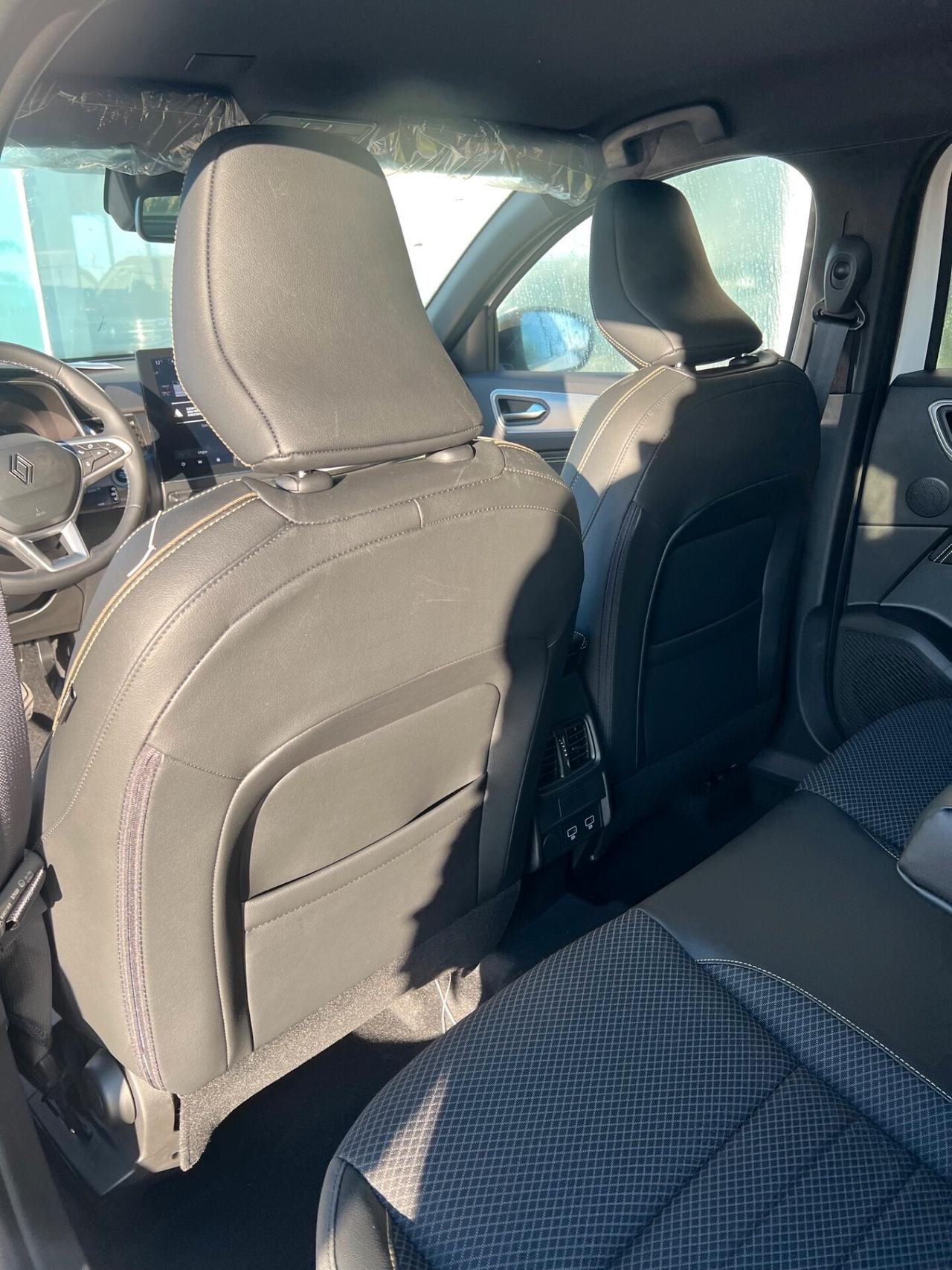 Renault Arkana Full Hybrid E-Tech 145 CV Techno possibilità noleggio no scoring