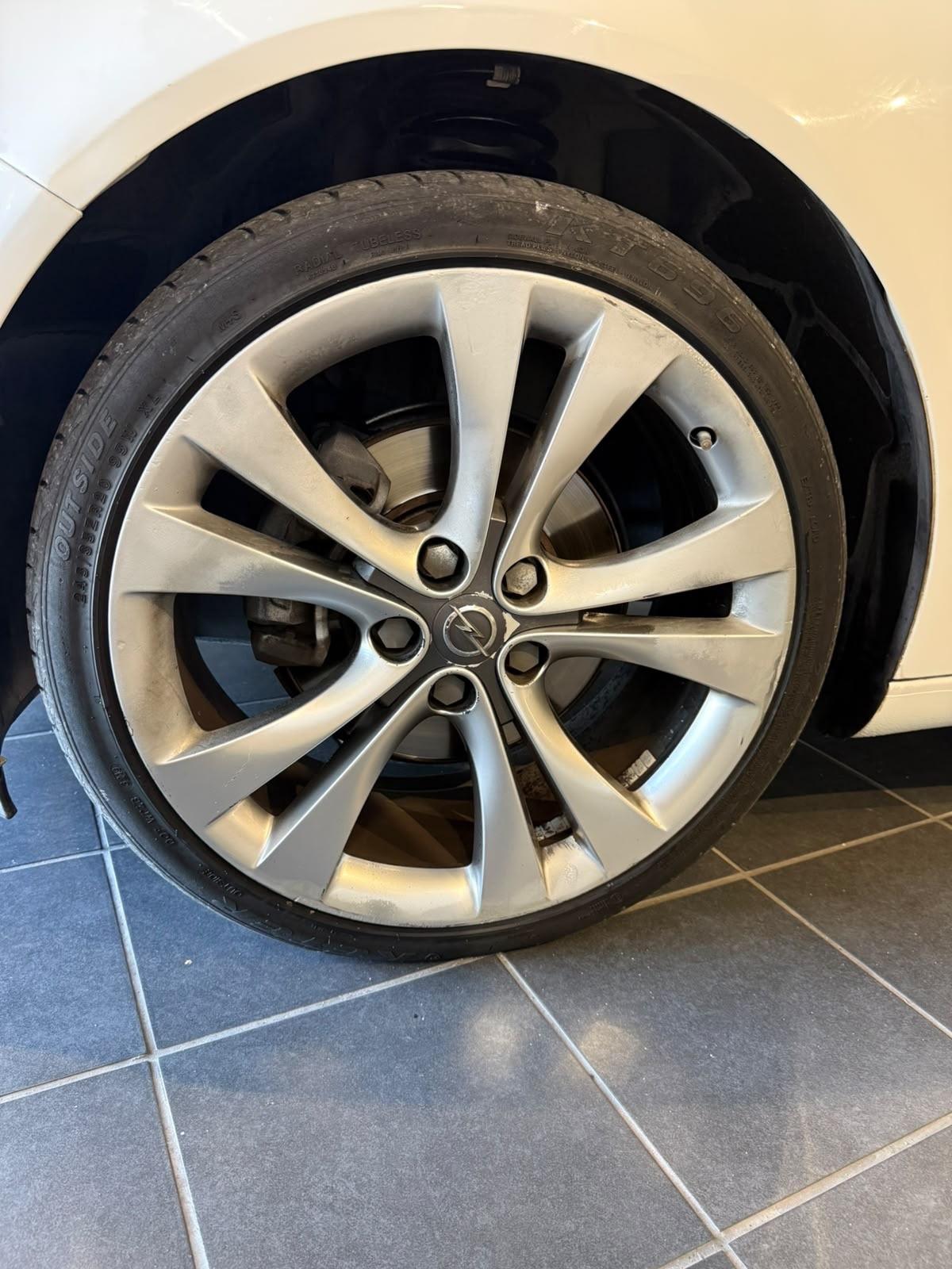 Opel Insignia 2.0 CDTI Sports Tourer -AUTOMATICA
