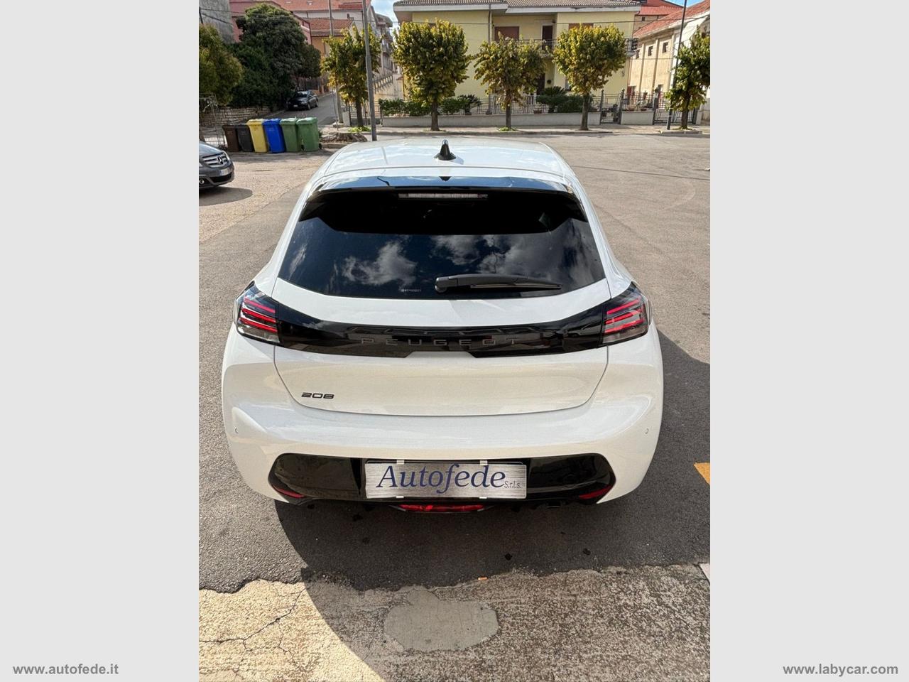PEUGEOT 208 PureTech 100 S&S 5p. Business