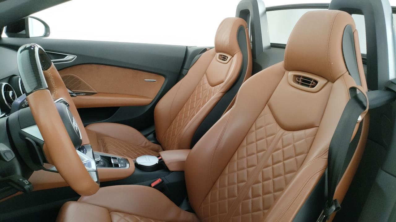 AUDI TT Roadster 2.0 tdi S line quattro s-tronic