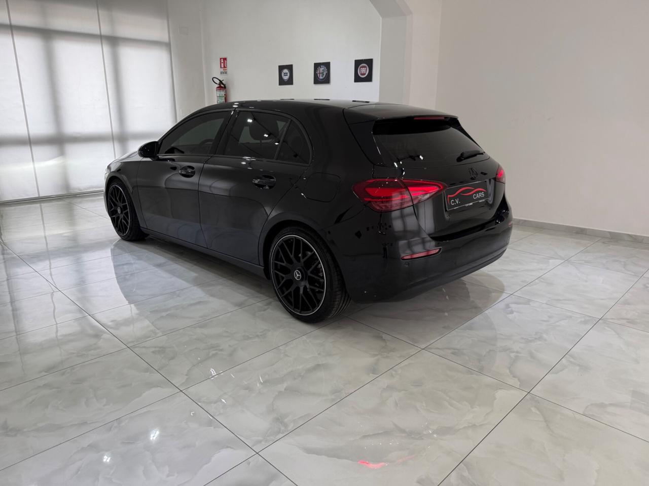 MERCEDES-BENZ A 180 D AUTOMATIC SPORT IVA ESPOSTA