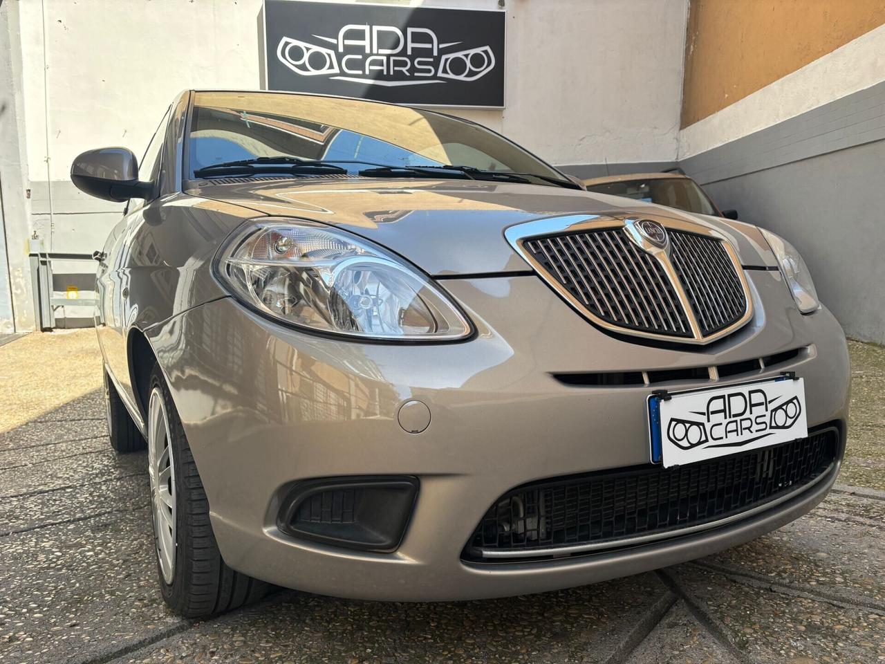 Lancia Ypsilon 1.2 - 19.000 KM ORIGINALI