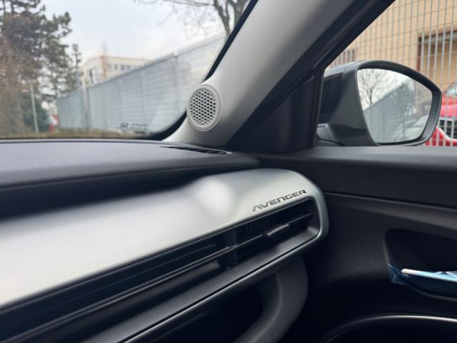 JEEP Avenger 1.2 Turbo 100CV Summit BI-COLOR TETTO A. KM. 0