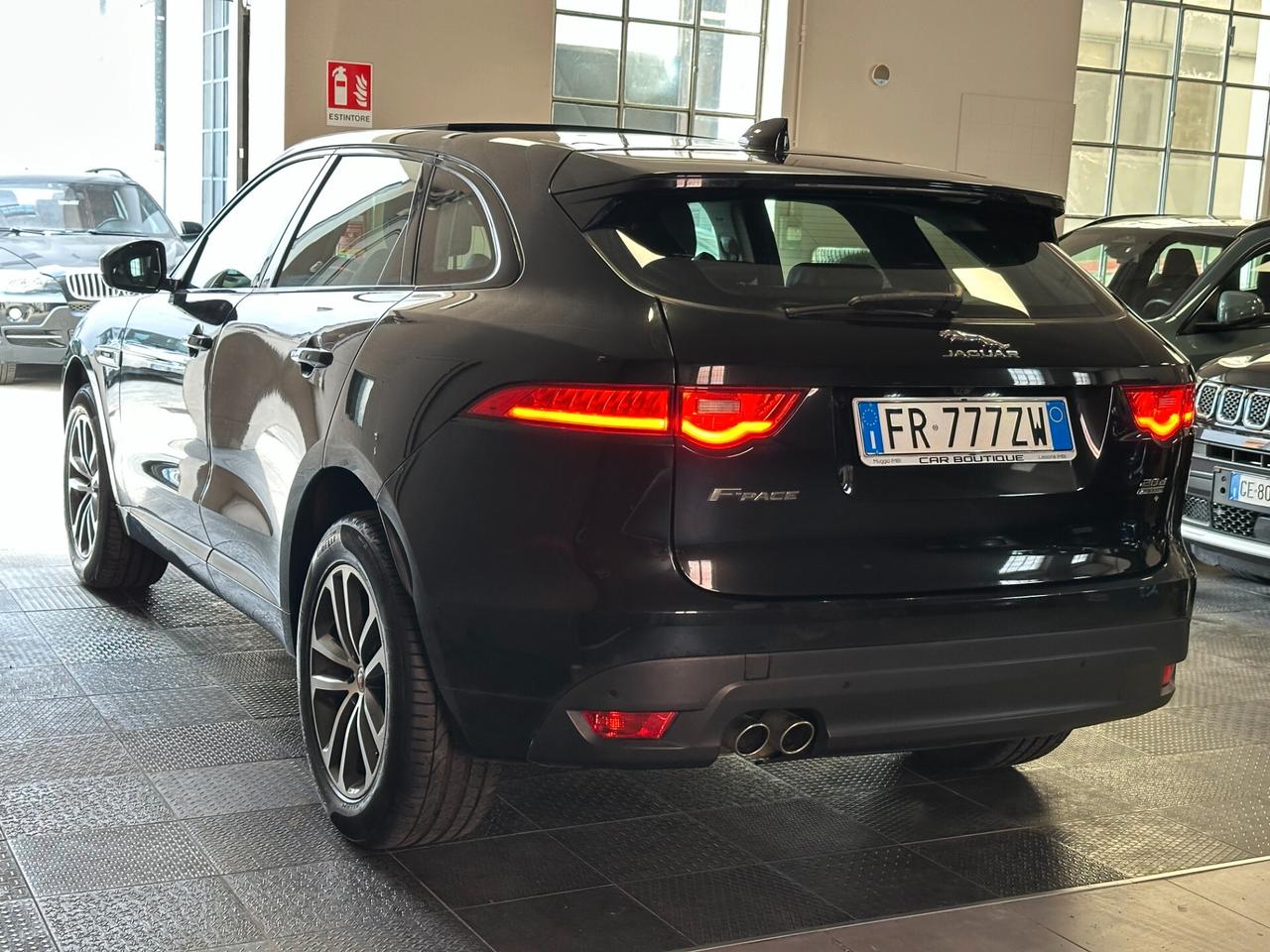 Jaguar F-Pace 2.0d R-Sport Awd 180cv autom