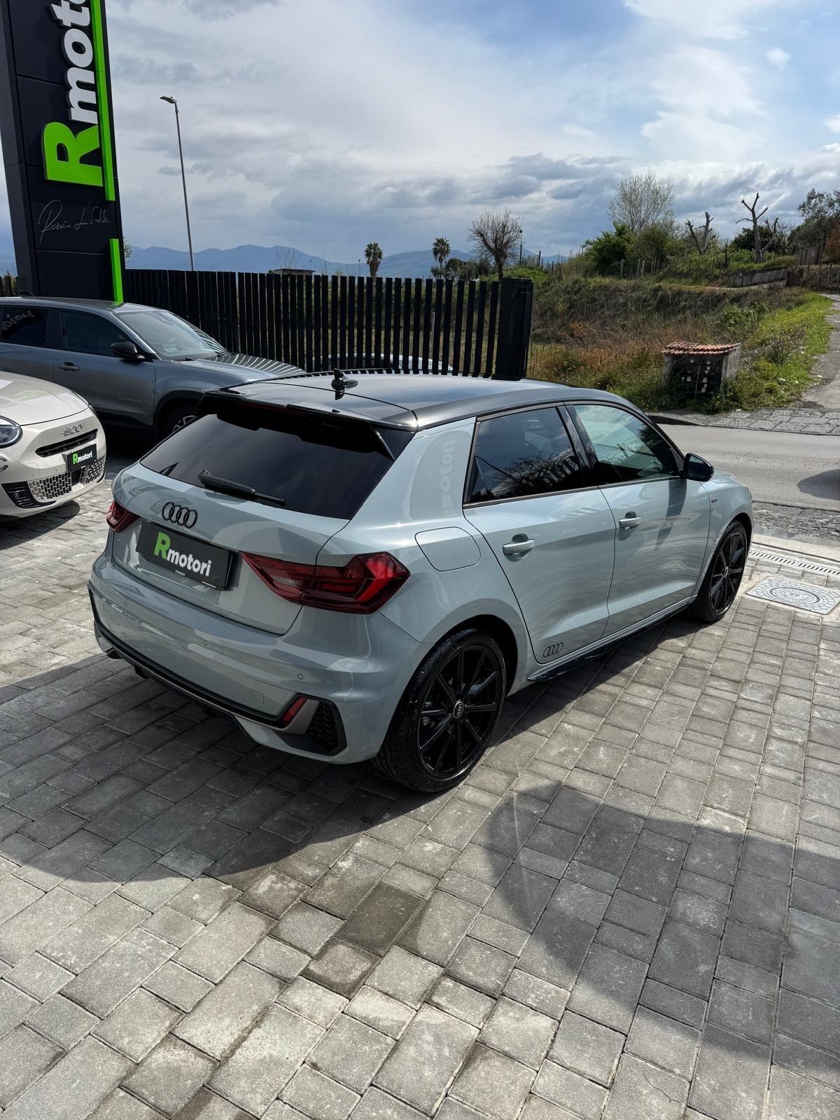 Audi A1 SPB 30 TFSI S tronic Identity Black