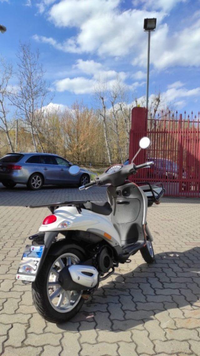 PIAGGIO Liberty 125 PIAGGIO 125 SCOOTER