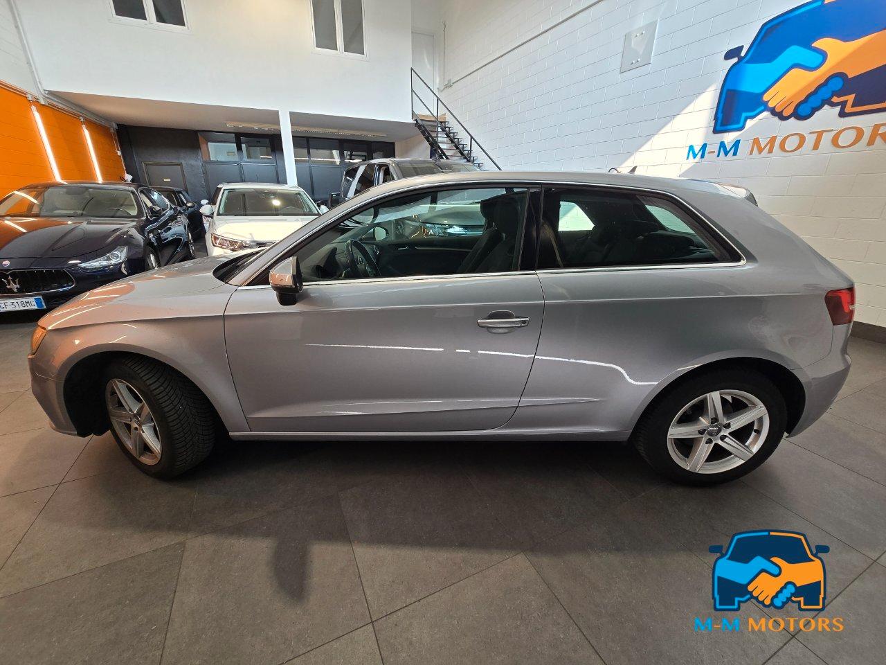 Audi A3 3 Porte A3 1.6 tdi Sport 110cv s-tronic