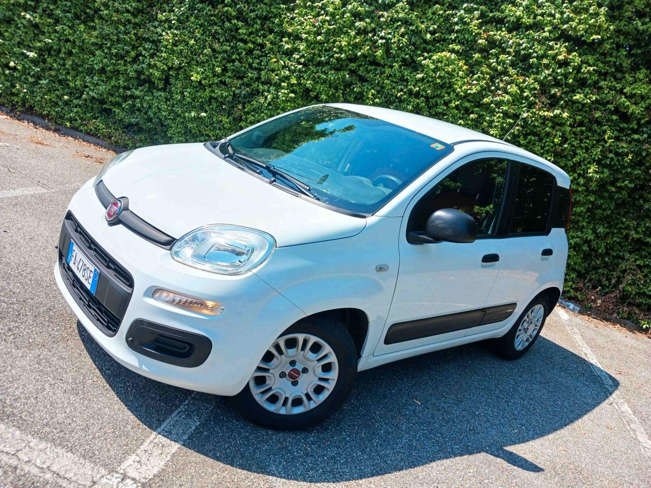 Fiat Panda 1.2 Lounge Euro 6 - PERFETTA