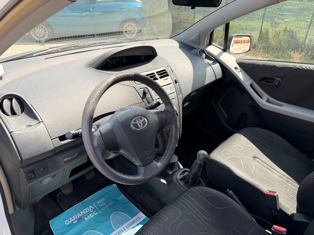 TOYOTA - Yaris 1.0 Now 5p my10