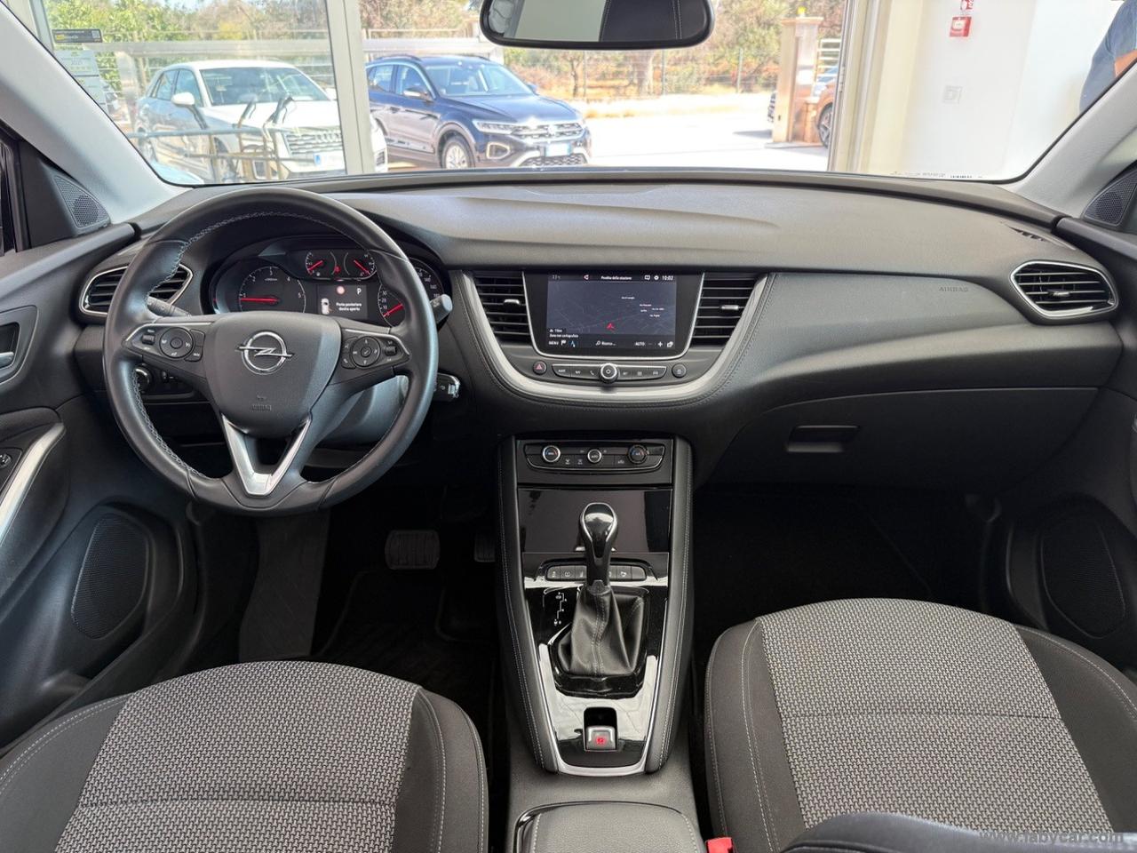 OPEL Grandland X 1.5 D Ecotec S&S aut. Bus.