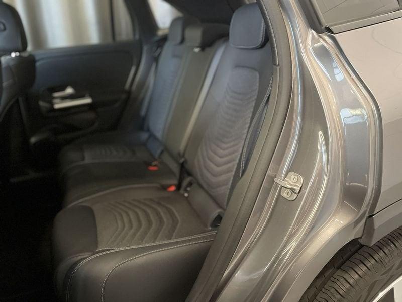Mercedes-Benz GLA GLA 180 Automatic Progressive Advanced