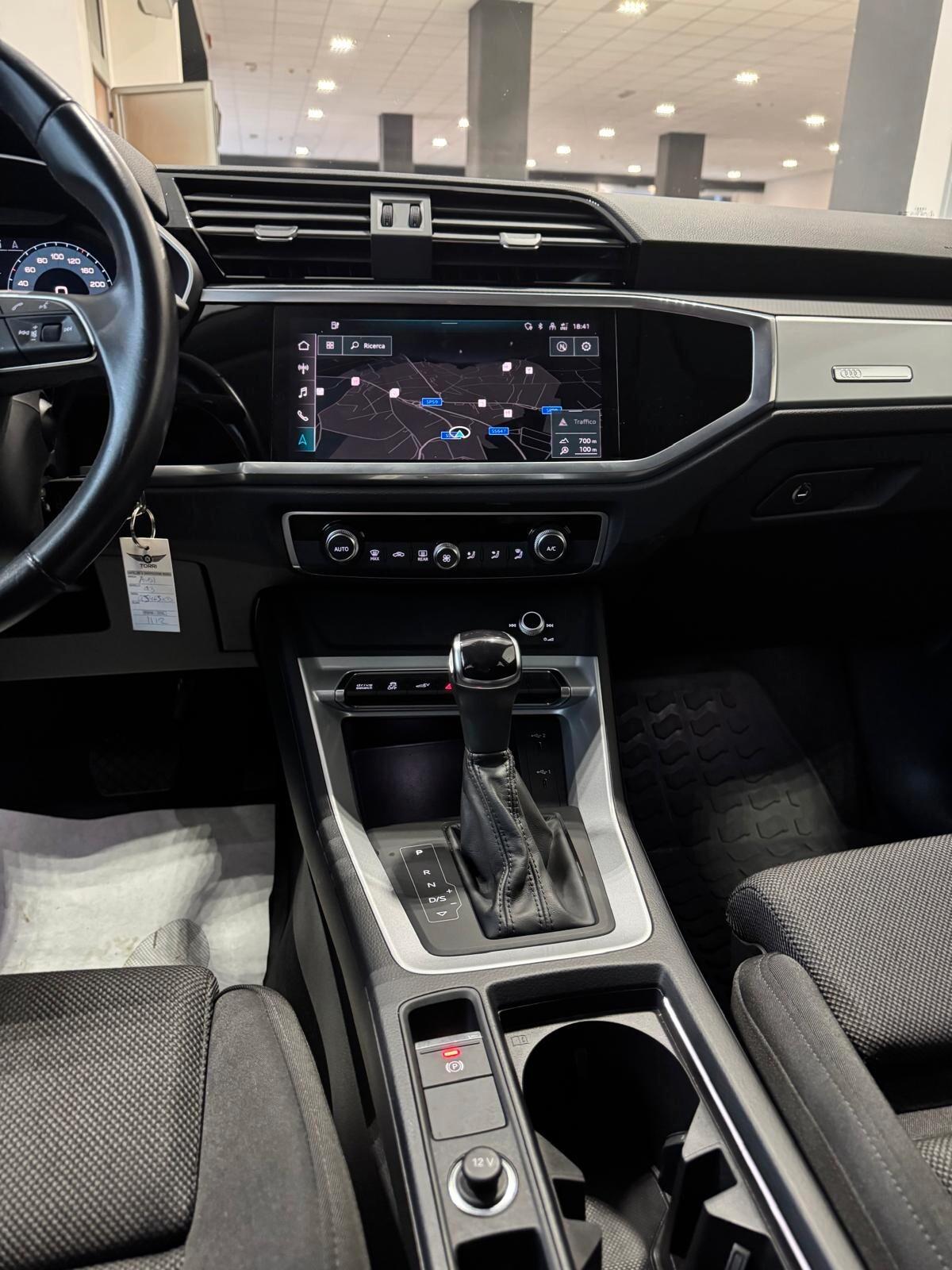 Audi Q3 SPB 45 TFSI e S tronic line