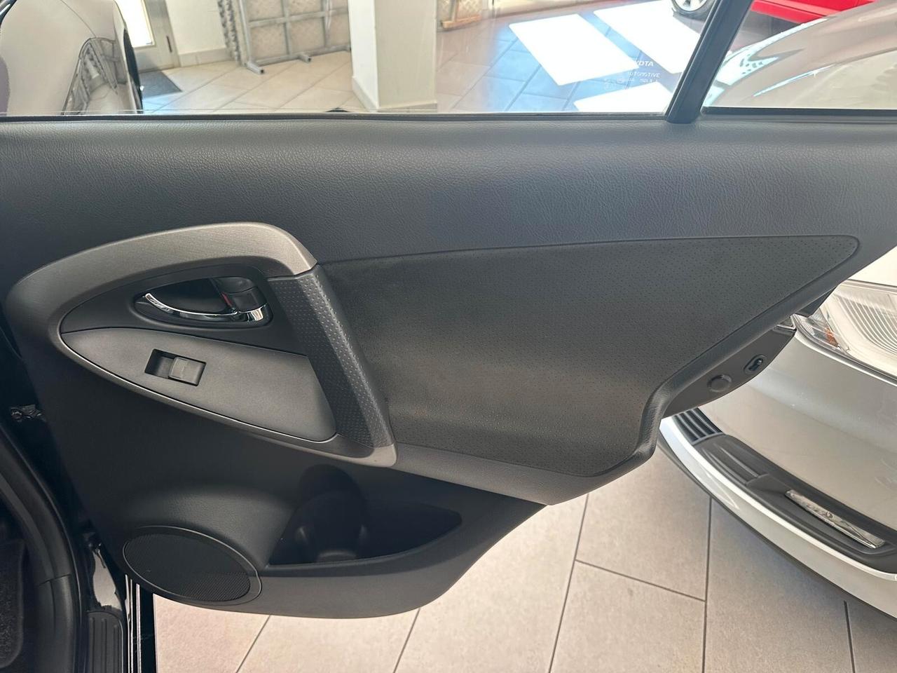 Toyota RAV 4 RAV4 Crossover 2.2 D-4D 150 CV DPF Exclusive
