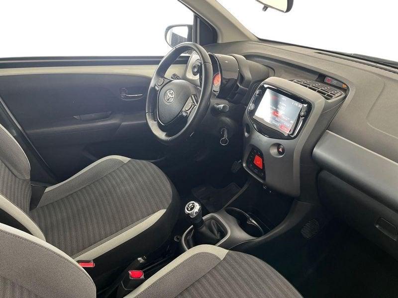 Toyota Aygo Aygo 5p 1.0 x-play 72cv