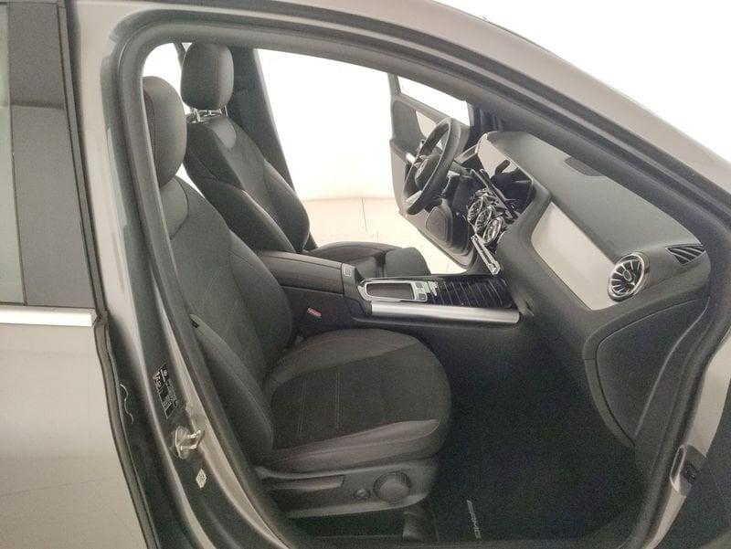 Mercedes-Benz Classe B B 180 AMG Line Premium Plus auto