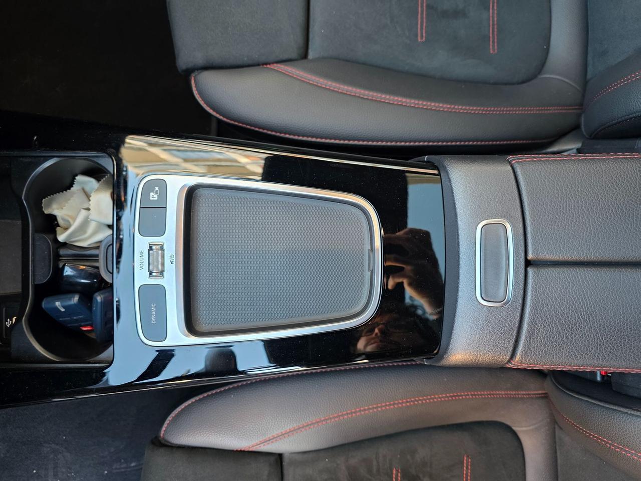 Mercedes-Benz A 35 AMG A-Class #8119