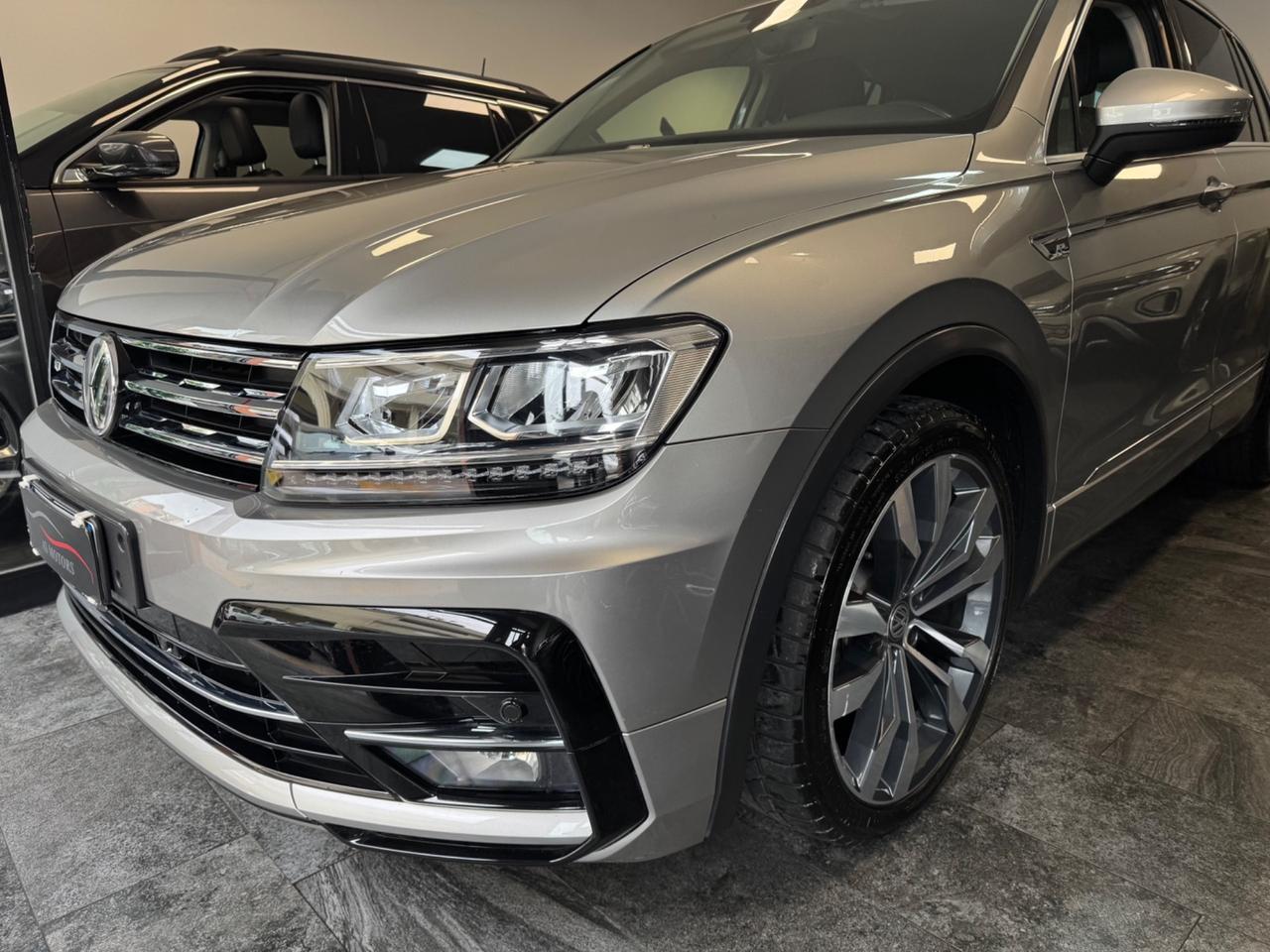 VW Tiguan 2.0 TDI 150 CV R-LINE FINANZIABILE