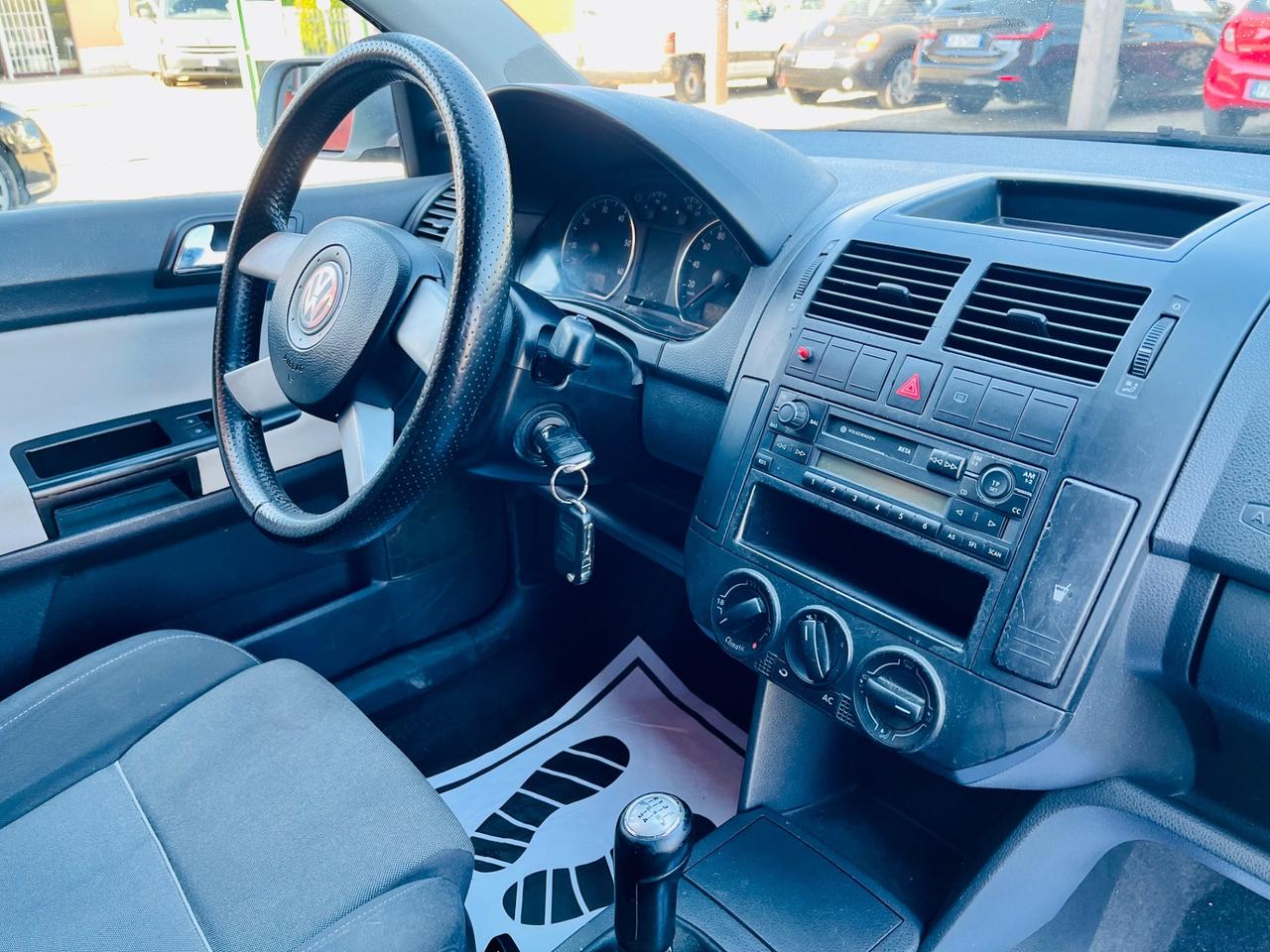 Volkswagen Polo Fun 1.4 75cv