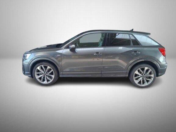 Audi Q2 Q2 35 TFSI S tronic Identity Black