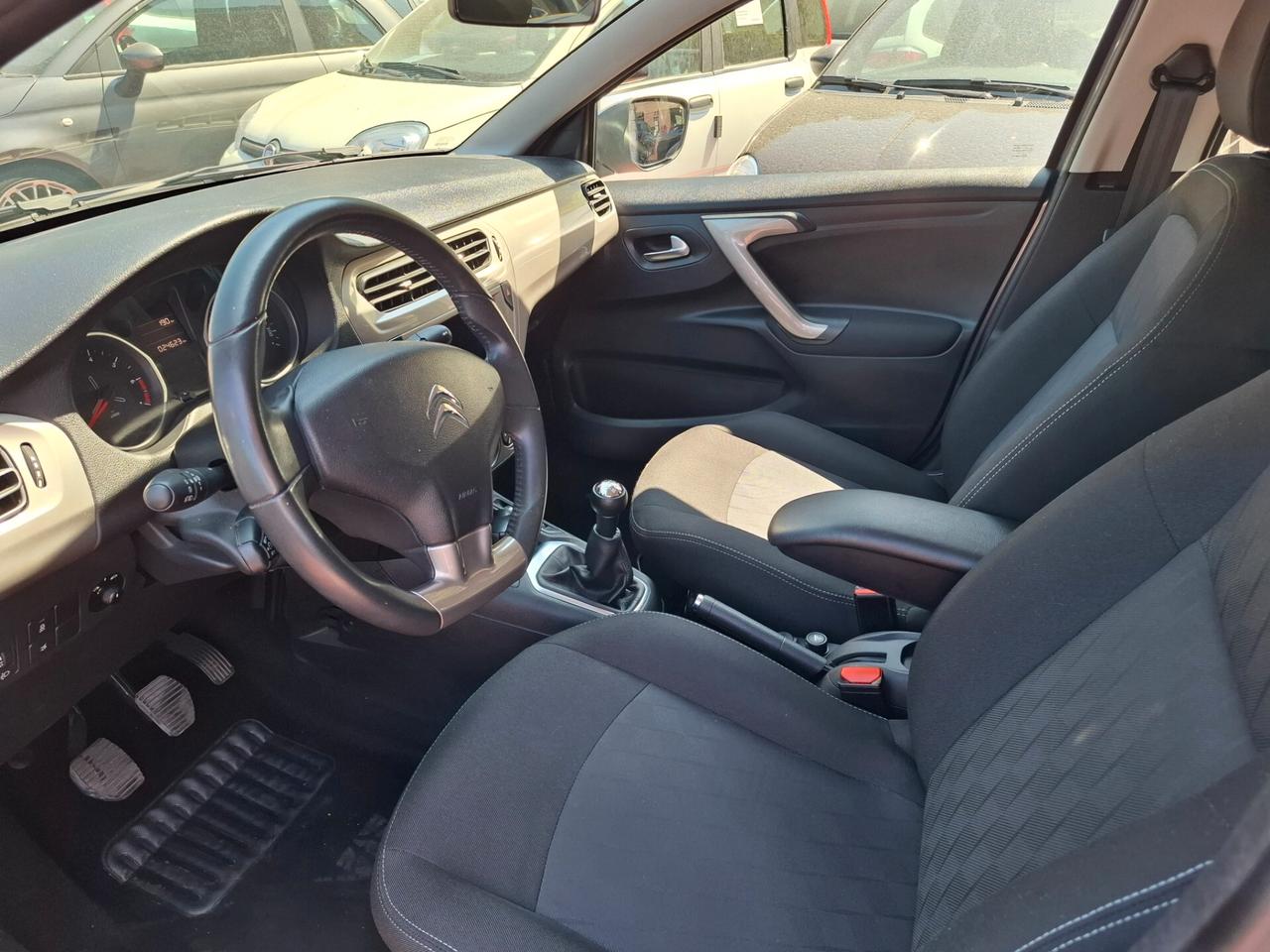 Citroen C-Elysee BlueHDi 100 Shine