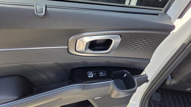 KIA Sorento 1.6 T-GDi HEV AT6 4WD Evolution PERMUTE TETTO