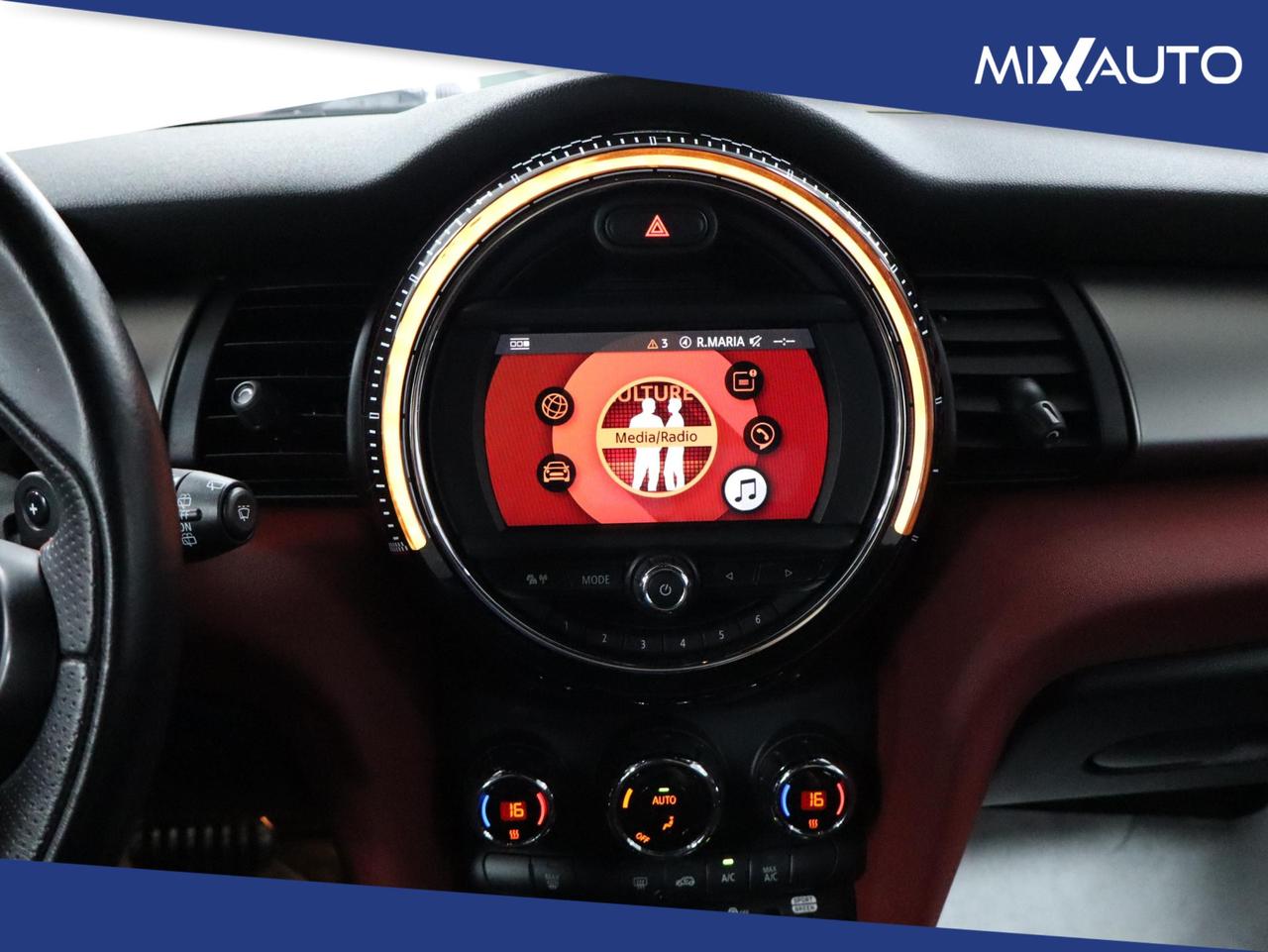 MINI John Cooper Works 2.0 3P. John Cooper Works AUT