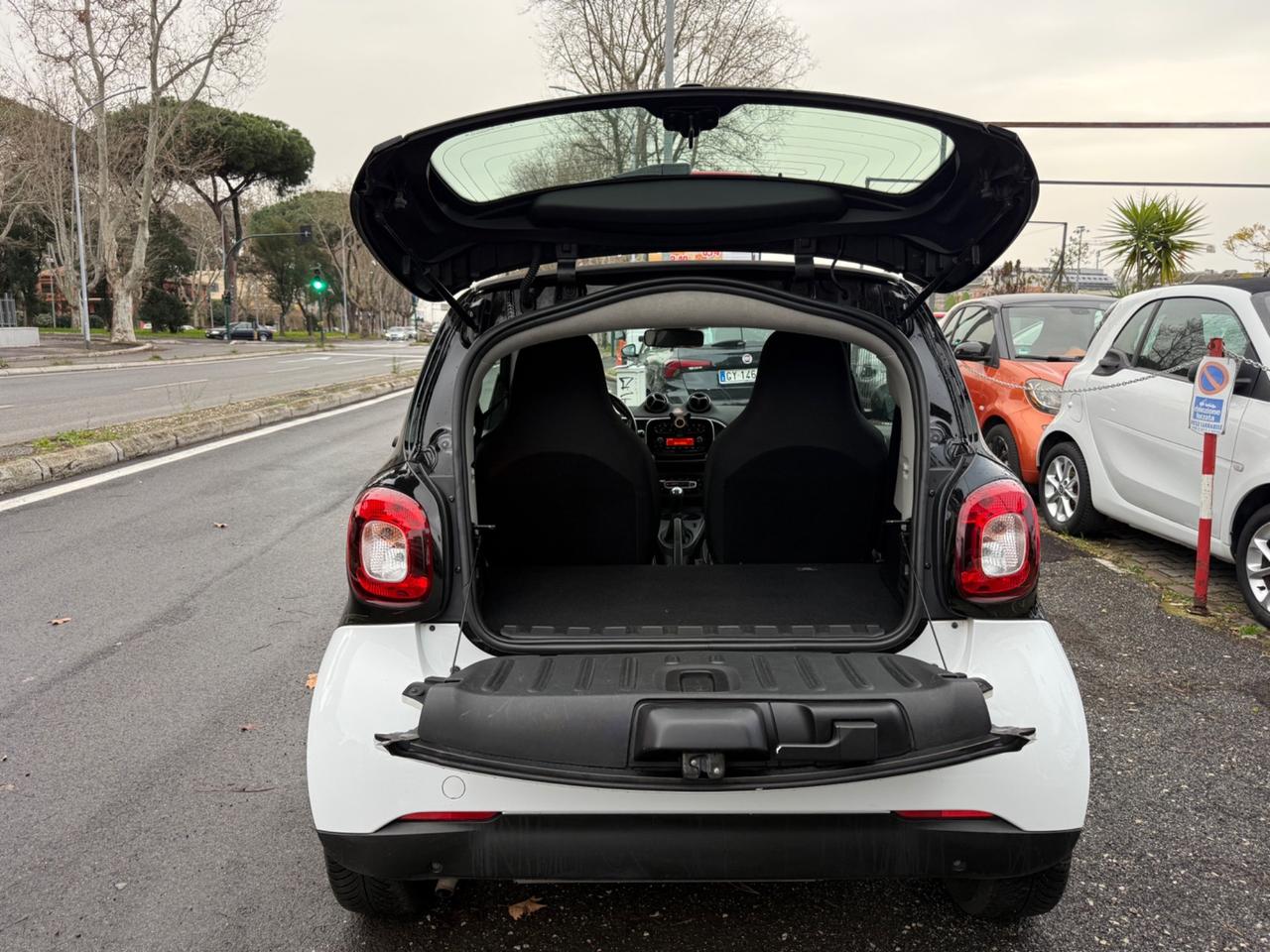 Smart ForTwo 1.0 71cv Coupe Clima cambio Manuale