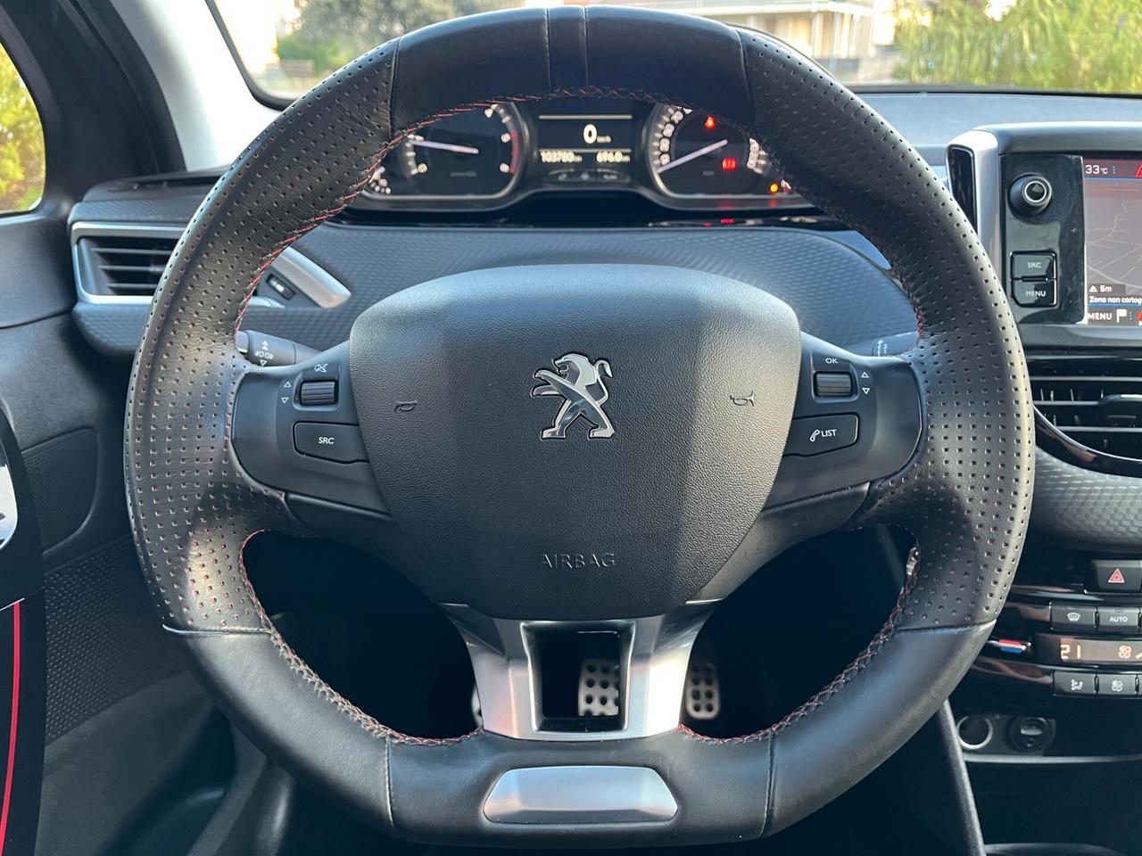 Peugeot 2008 BlueHDi 120 S&S Black Matt