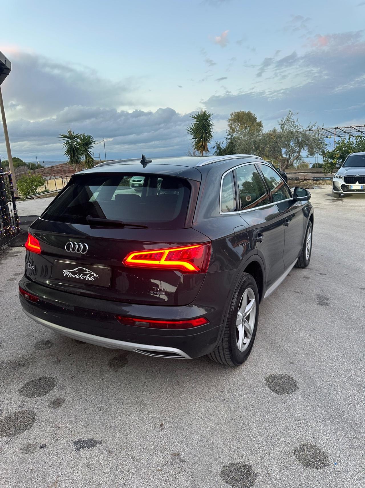 Audi Q5 2.0 TDI 190 CV quattro S tronic Business