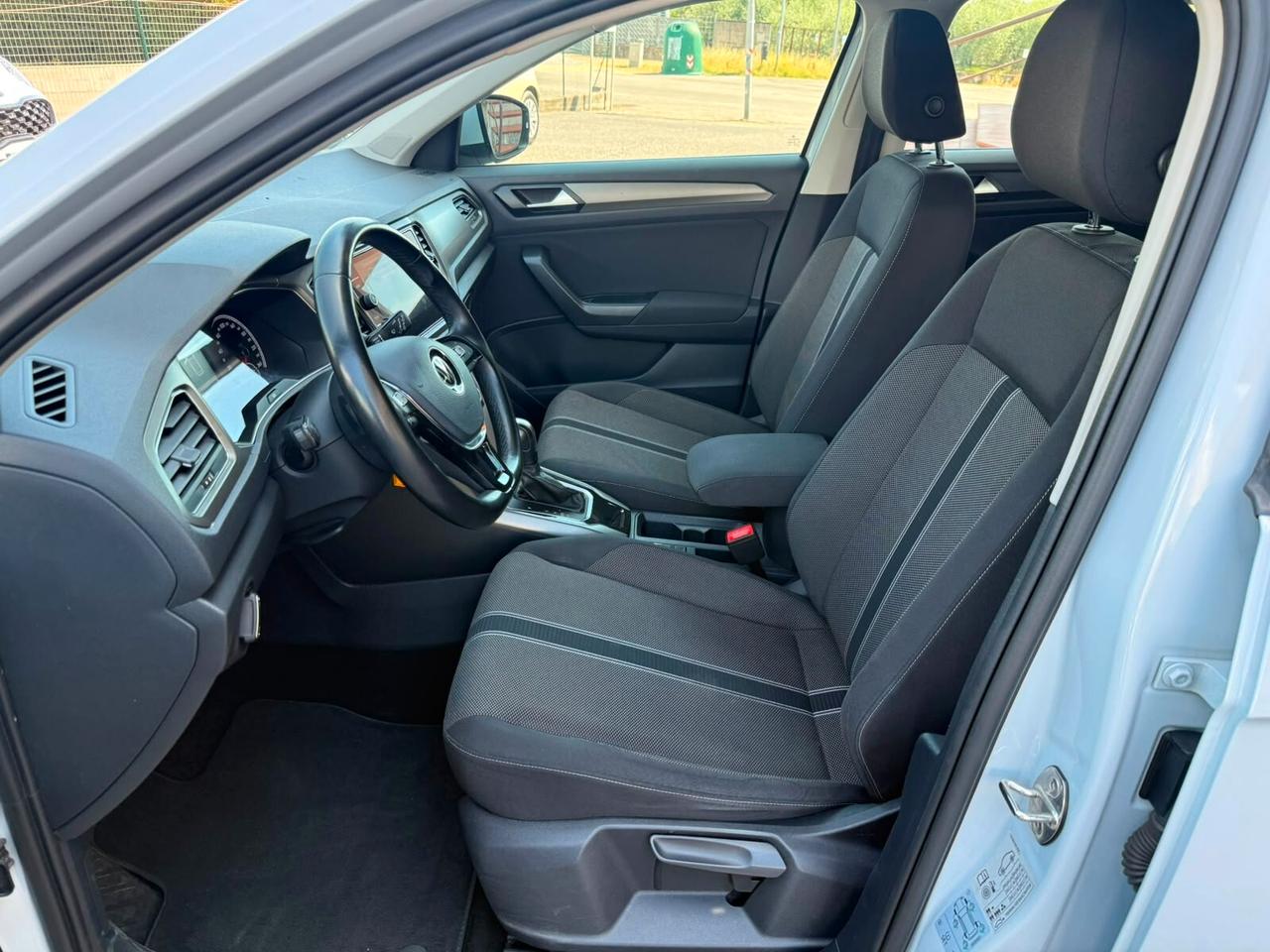 Volkswagen T-Roc 1.5 TSI ACT DSG Business BlueMotion Technology