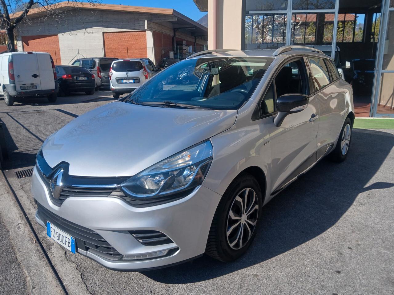RENAULT Clio Sporter 1.2 54 KW 73 CV ANNO 2018