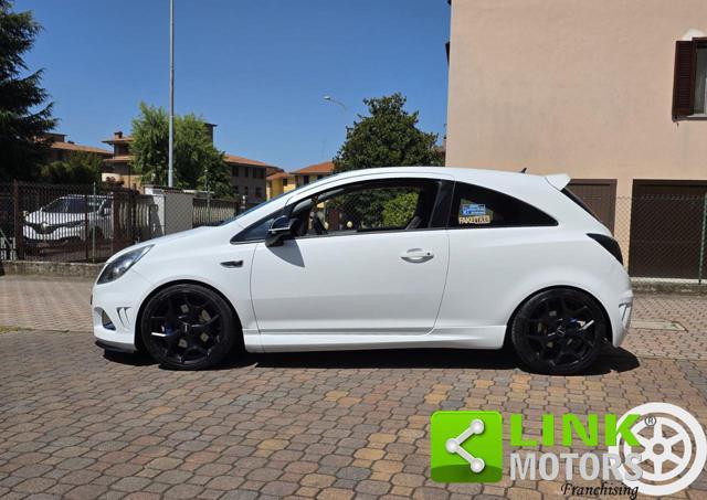 OPEL Corsa 1.6i 16V OPC 192 CV