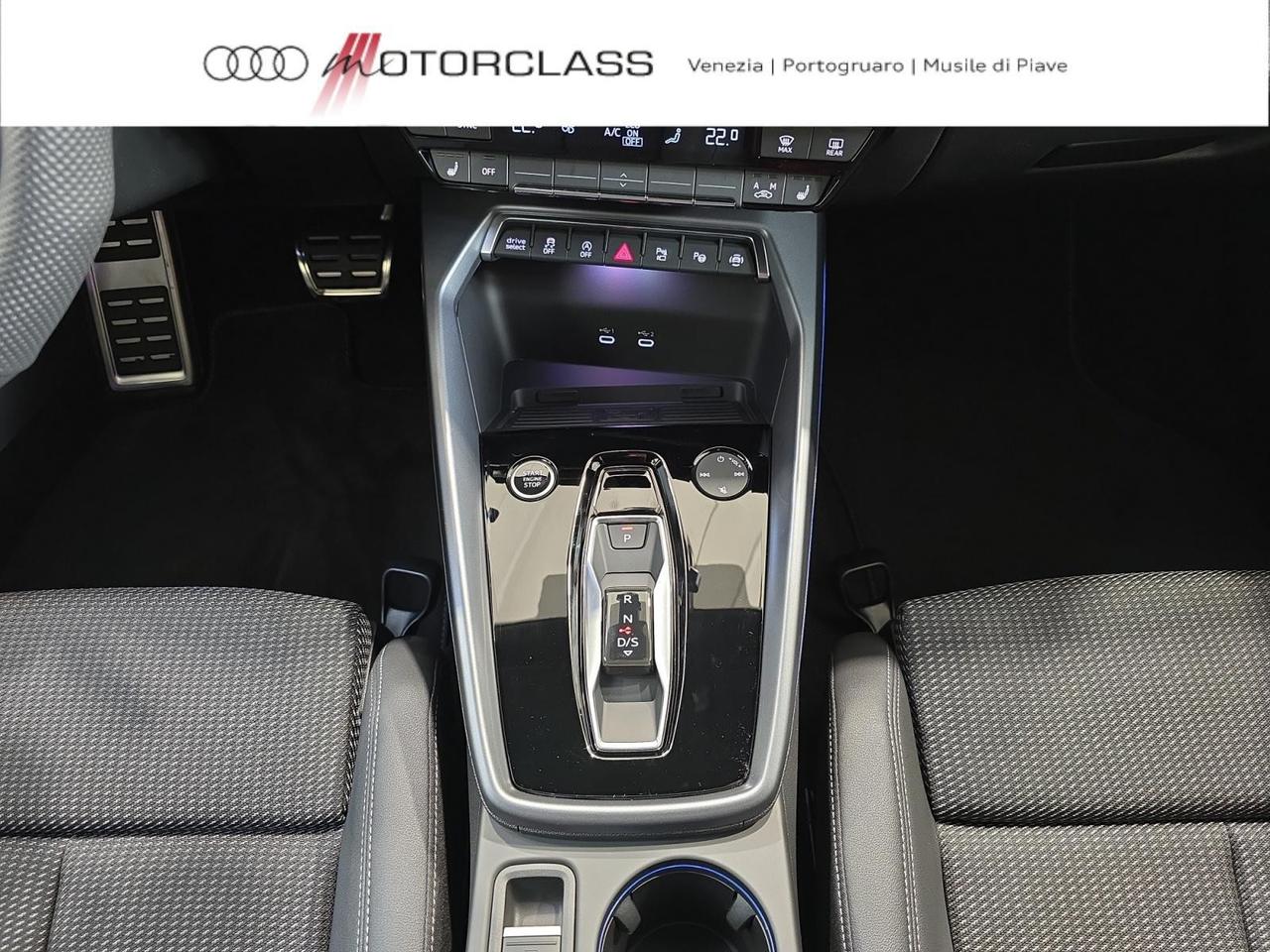Audi A3 sedan 35 1.5 tfsi mhev 48v s line edition s tronic