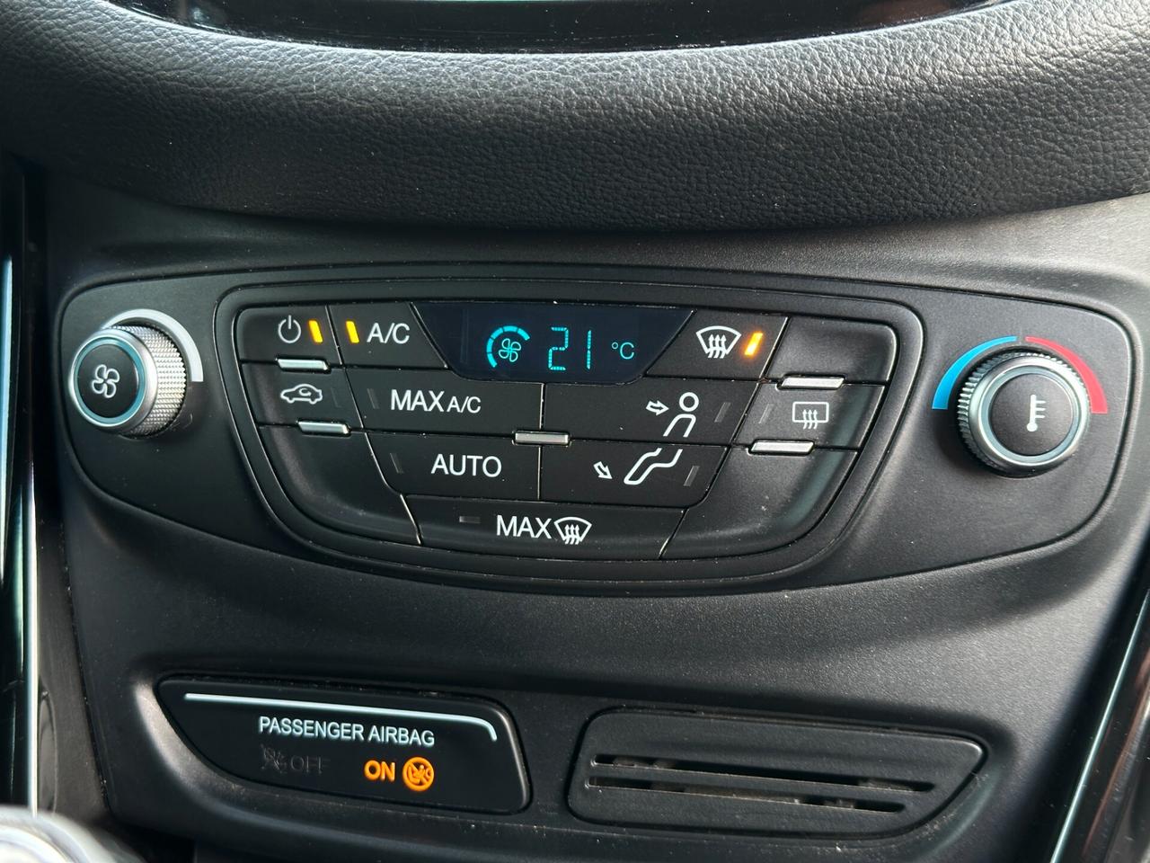 FORD B-Max 1.4 90 CV GPL Titanium