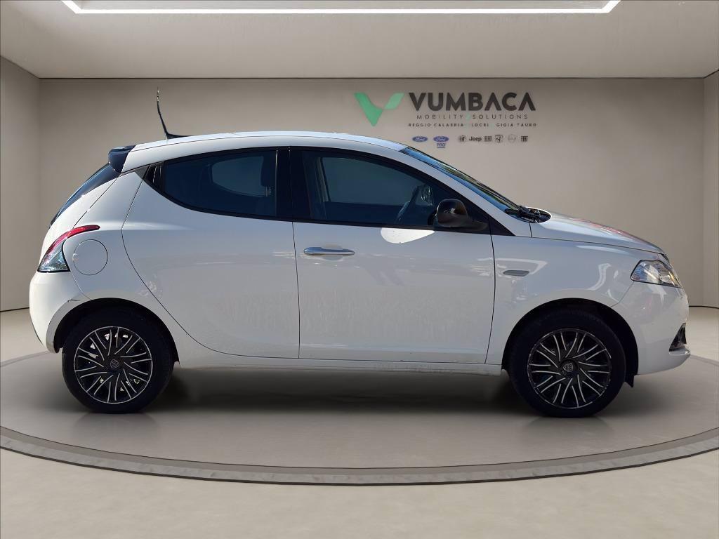 LANCIA Ypsilon 1.0 firefly hybrid Oro s&s 70cv del 2024