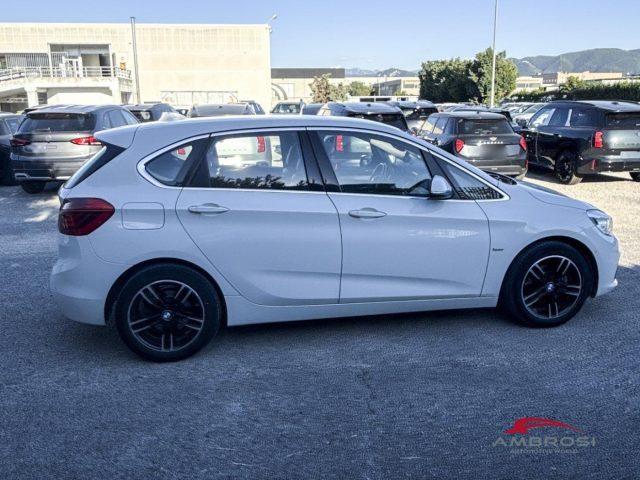 BMW 218 Serie 2 d Luxury auto - PER OPERATORI DEL SETTORE