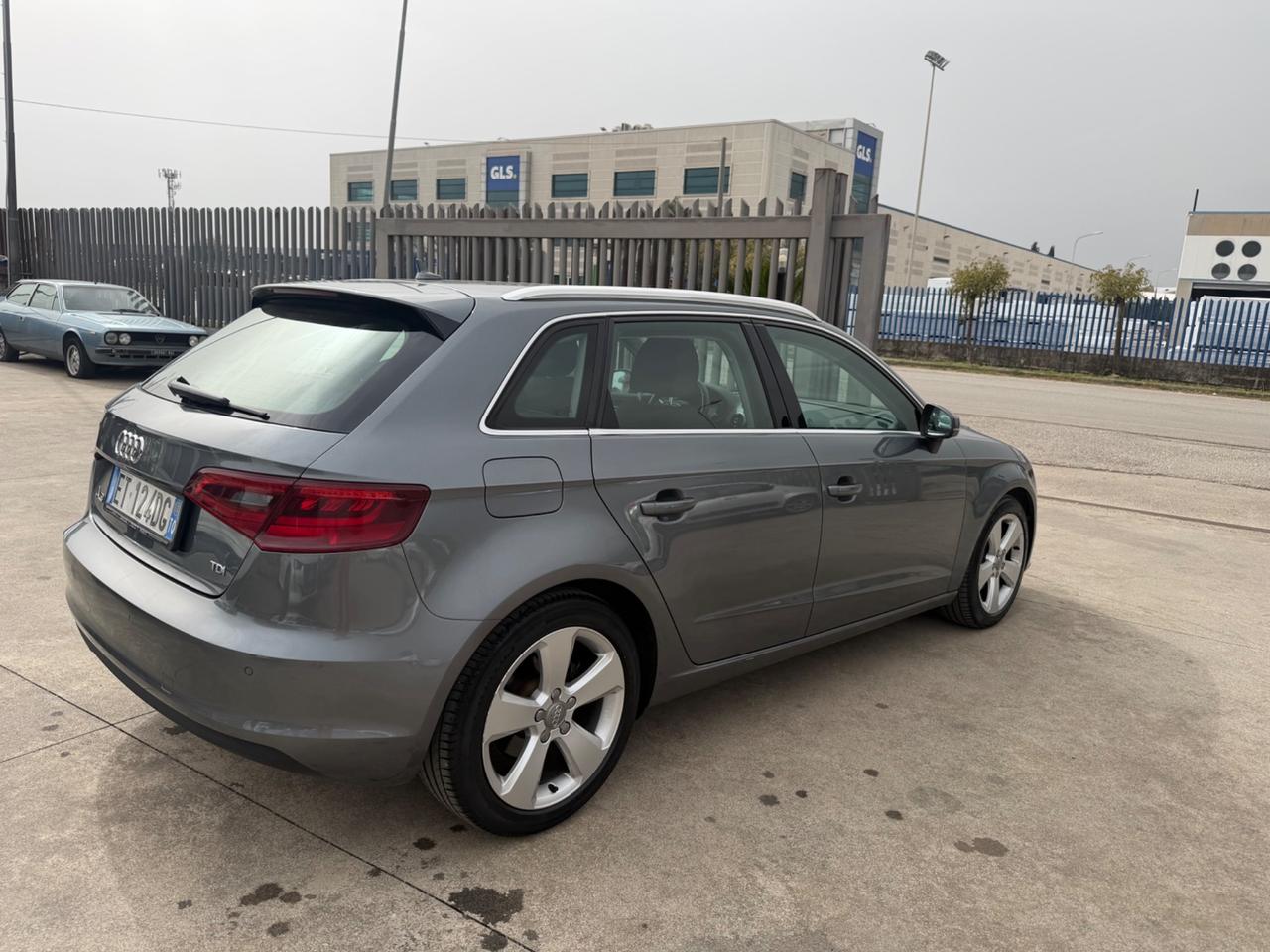Audi A3 SPB 1.6 TDI Attraction