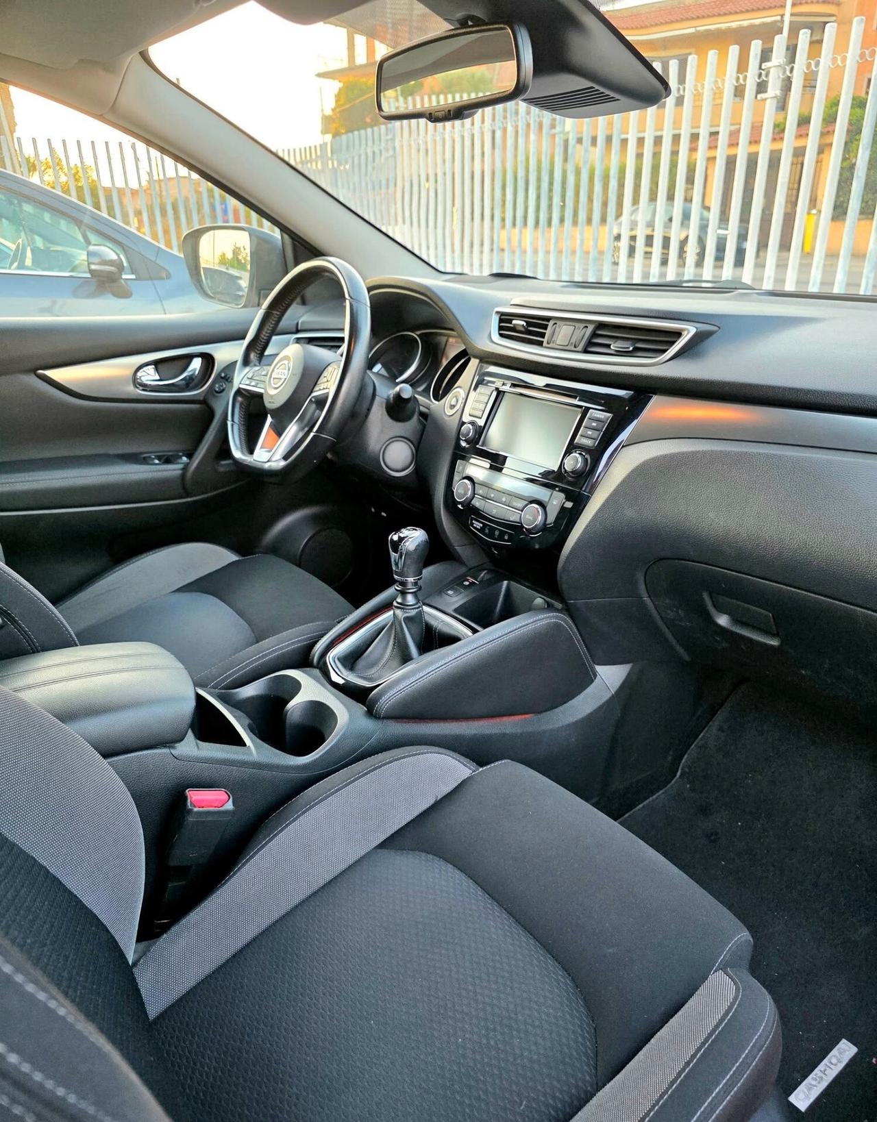 Nissan Qashqai 1.3 DIG-T 160 CV N-Connecta