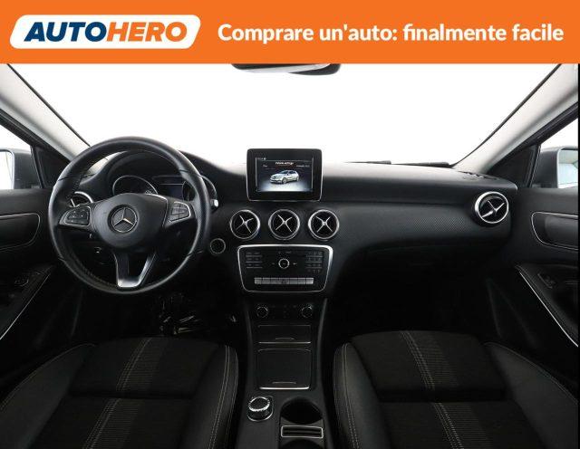 MERCEDES-BENZ A 200 d Automatic Executive