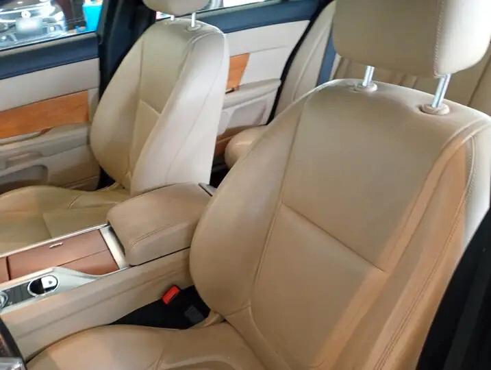 Jaguar XF 2.0 D E-Performance Prestige