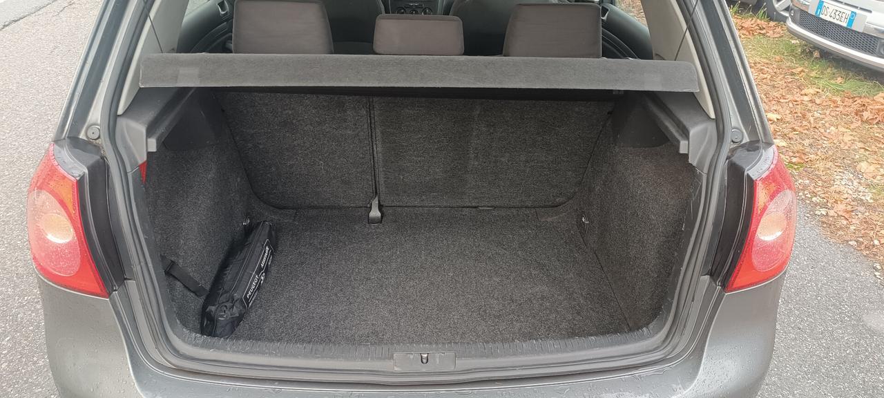 Volkswagen Golf 1.9 TDI 5p. Comfortline