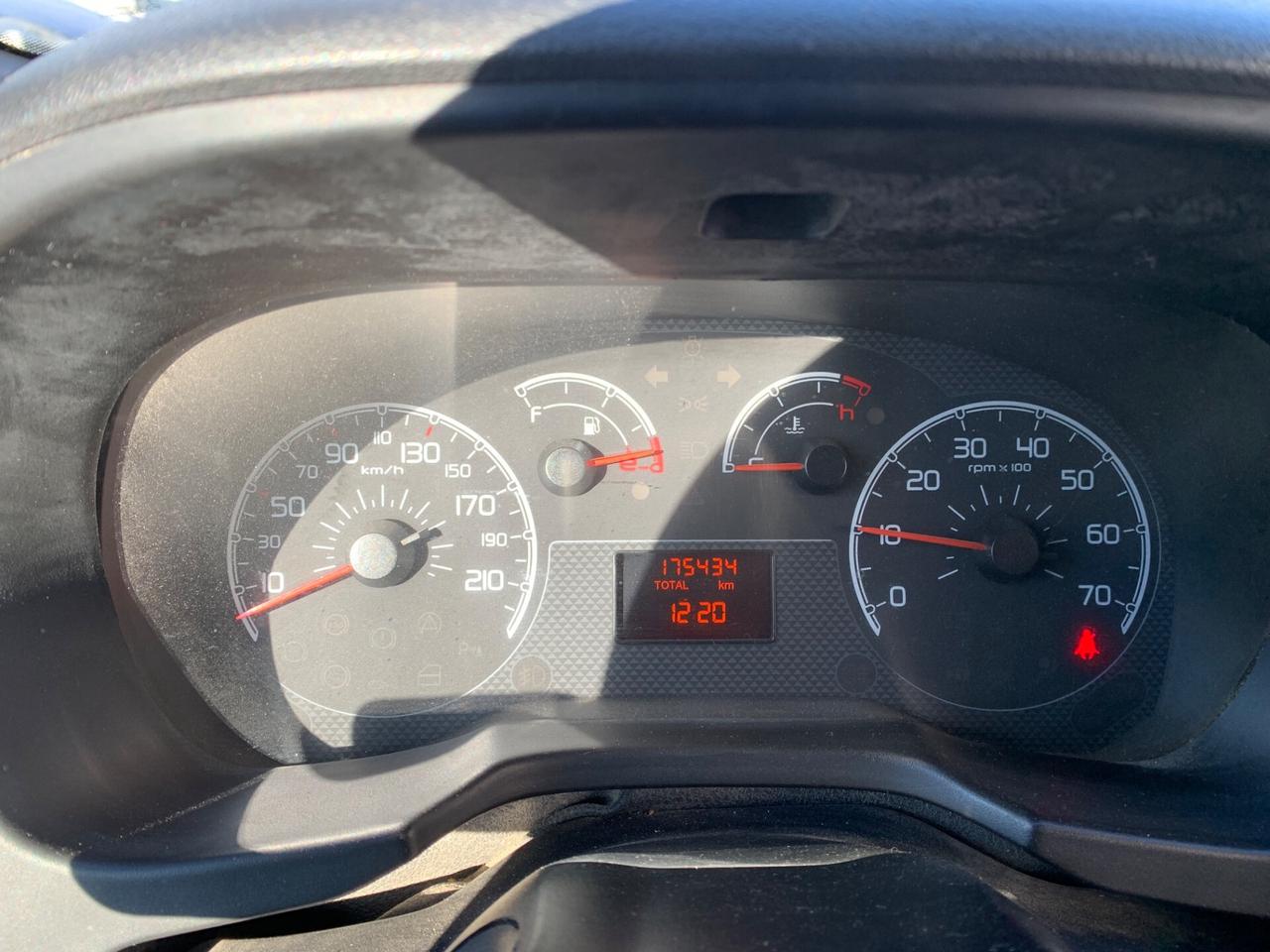 Fiat Fiorino 1.4 8V 73CV Furgone Bz