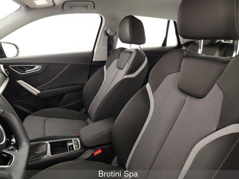 Audi Q2 2.0 30 TDI BUSINESS ADVANCED