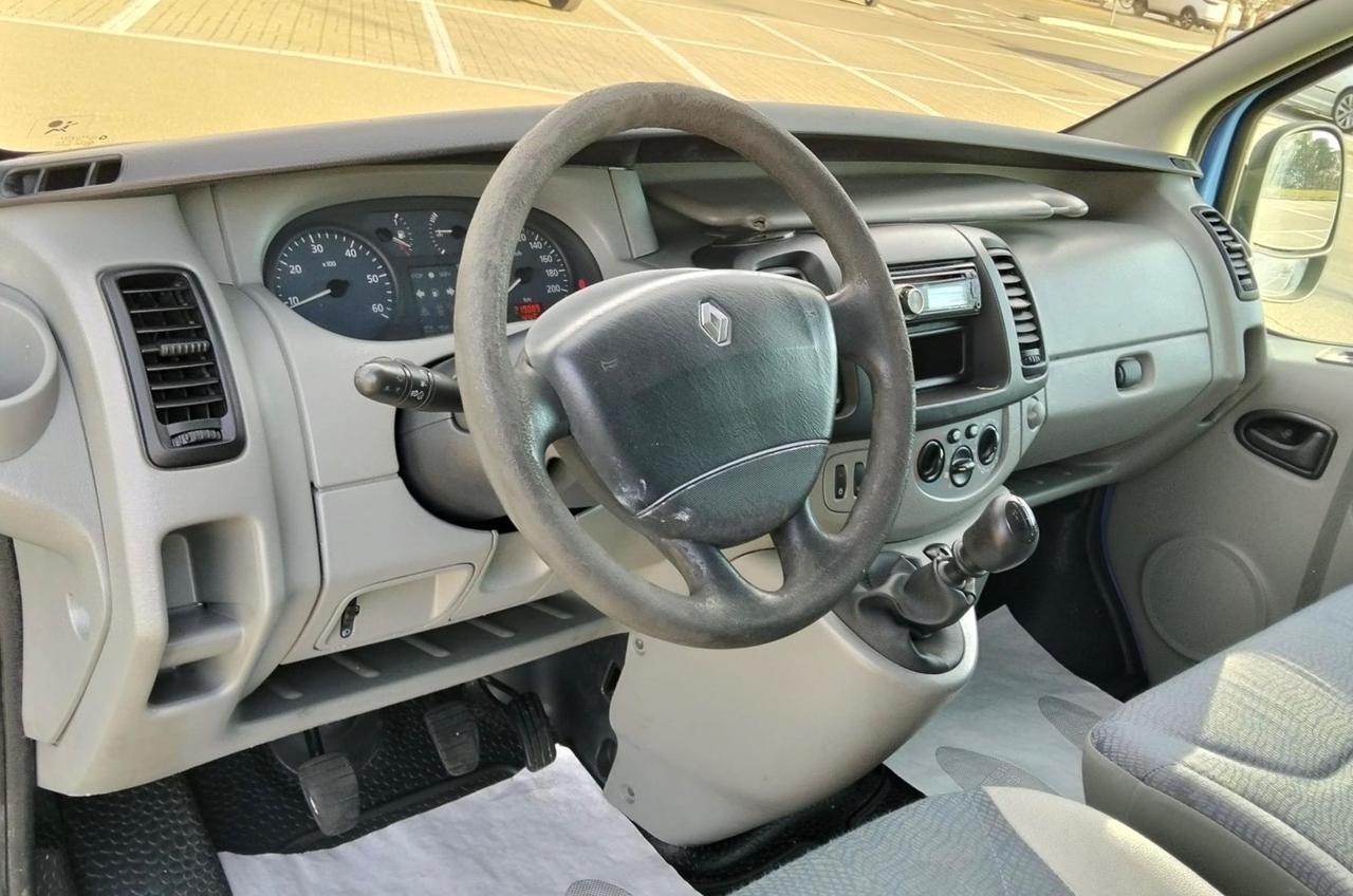 Renault Trafic T27 1.9 dCi/100CV PC-TN 3Posti