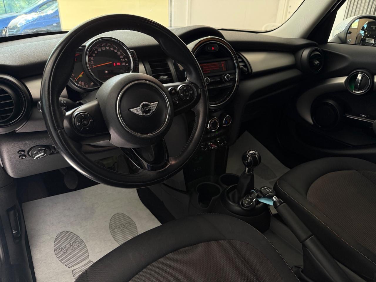 Mini One D 1.5 DIESEL 2015