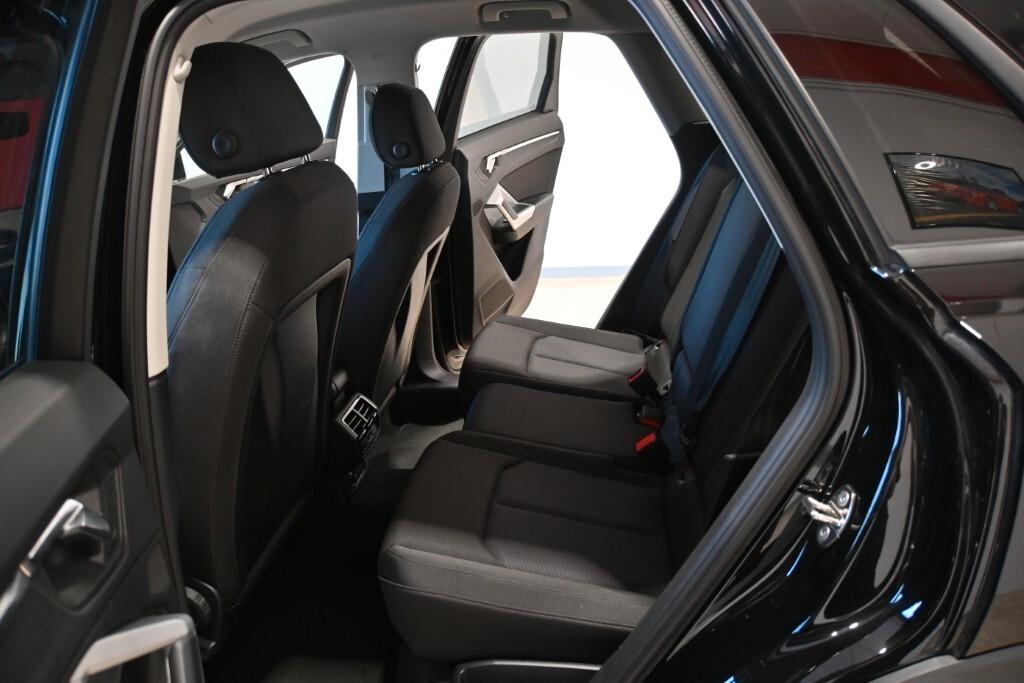 AUDI Q3 35 TDI 150CV S-TRONIC BUSINESS ( FARI LED - VIRTUAL COCKPIT - CRUISE - NAVI - MIRROR - PARK ASSIST )
