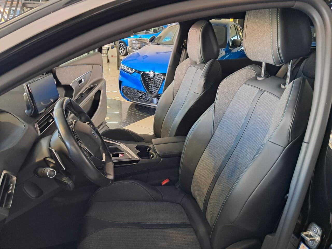 Peugeot 3008 BlueHDi 130 cv EAT8 Allure