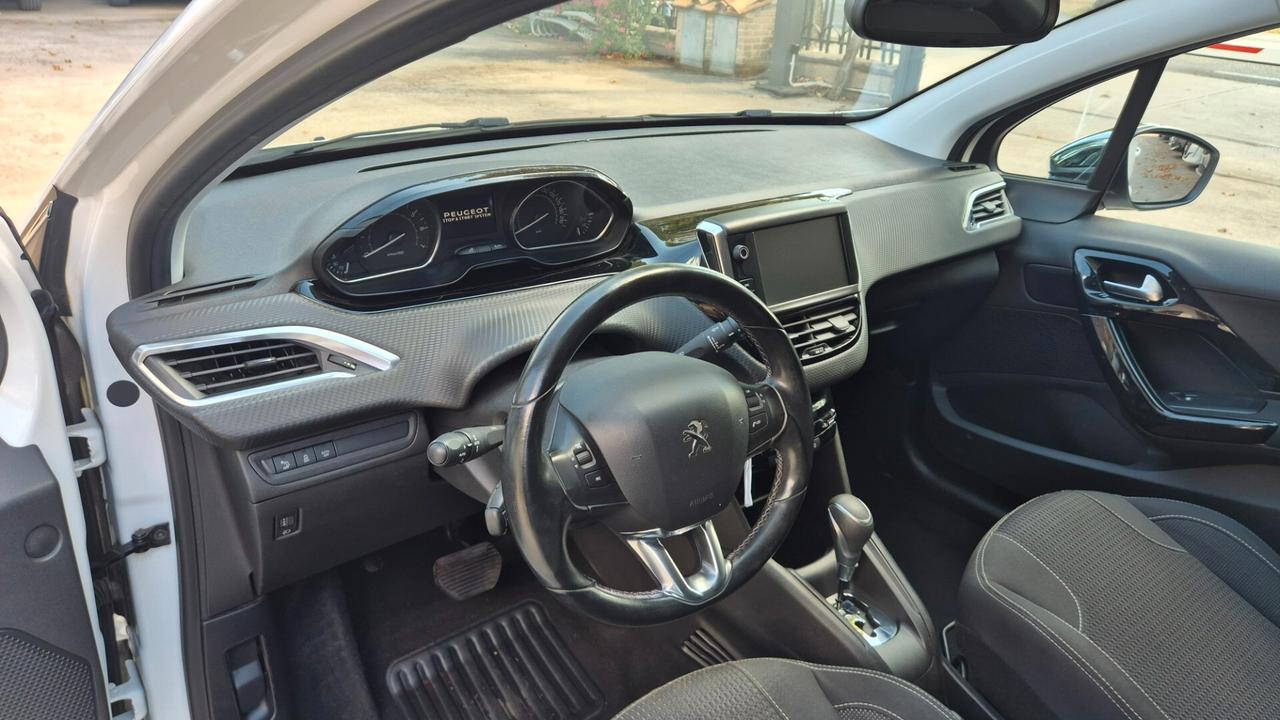 Peugeot 208 PureTech Turbo 110 EAT6 S&S 5 porte Allure