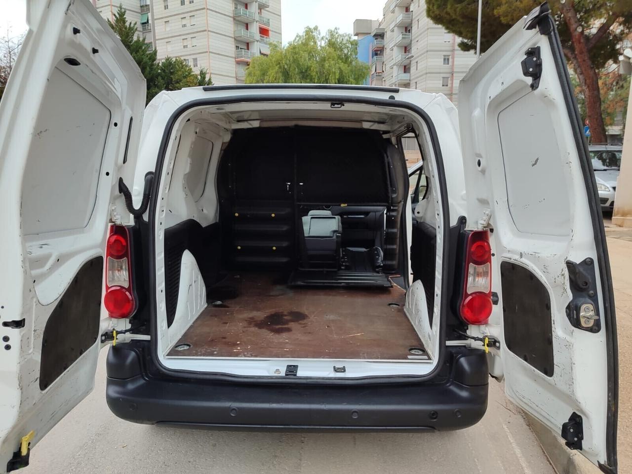 Peugeot Partner 1.6 HDi 3P.ti Por.Late.