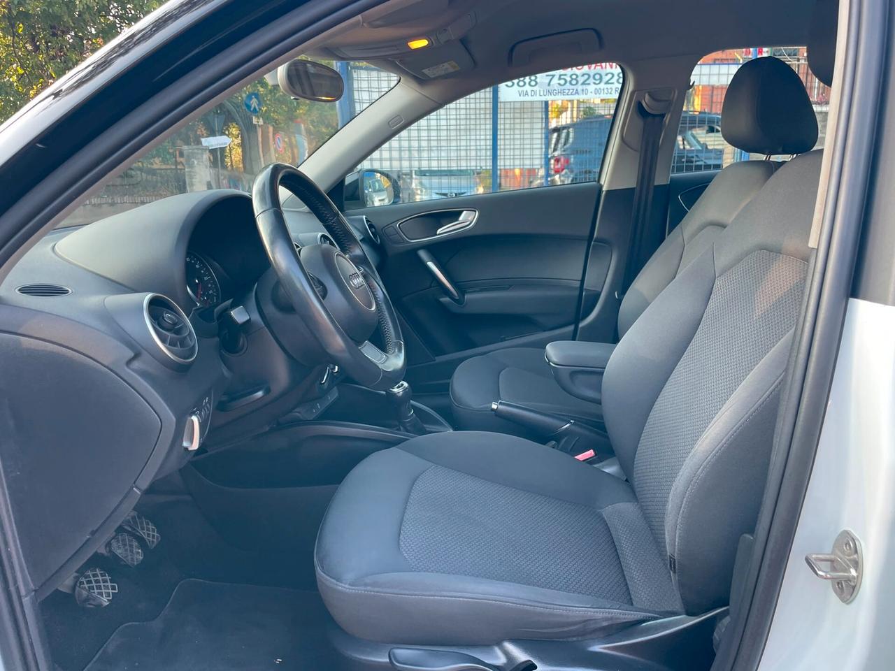 Audi A1 1.6 TDI S line edition plus